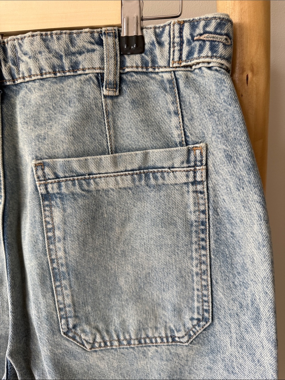 Free People We the Free Palmer Wide Leg Cuffed Denim Jeans in La La Land 28 NWT - Picture 12 of 16